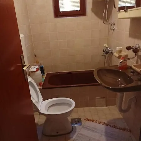 Kuca Za Odmor Ravne H&n