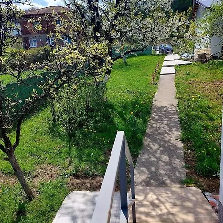 Kuca Za Odmor Ravne H&n ヴィソコ